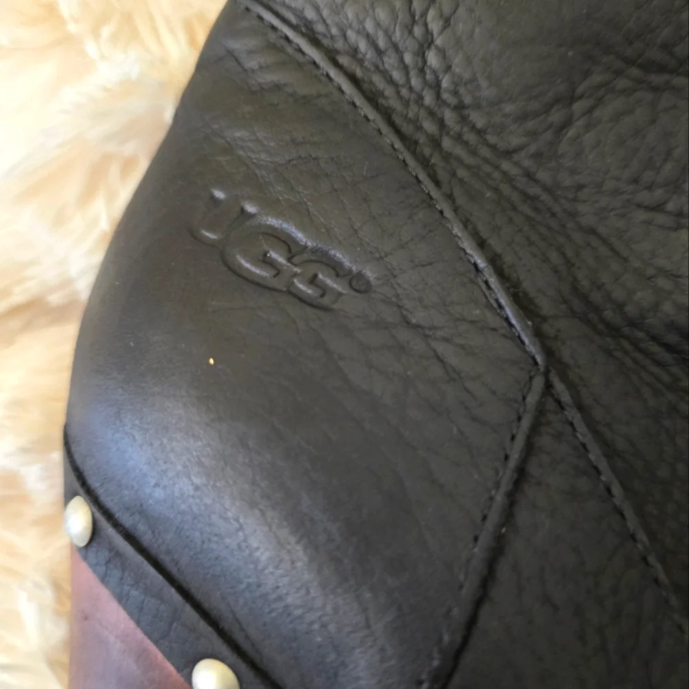 S.  O.  L.  D.    UGG Black Leather Sheepskin Lined Wood Heel Boots size 8 - Picture 10 of 14